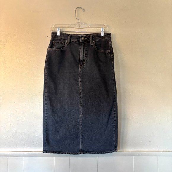 Universal Thread | Dark wash denim skirt - Picture 2 of 5
